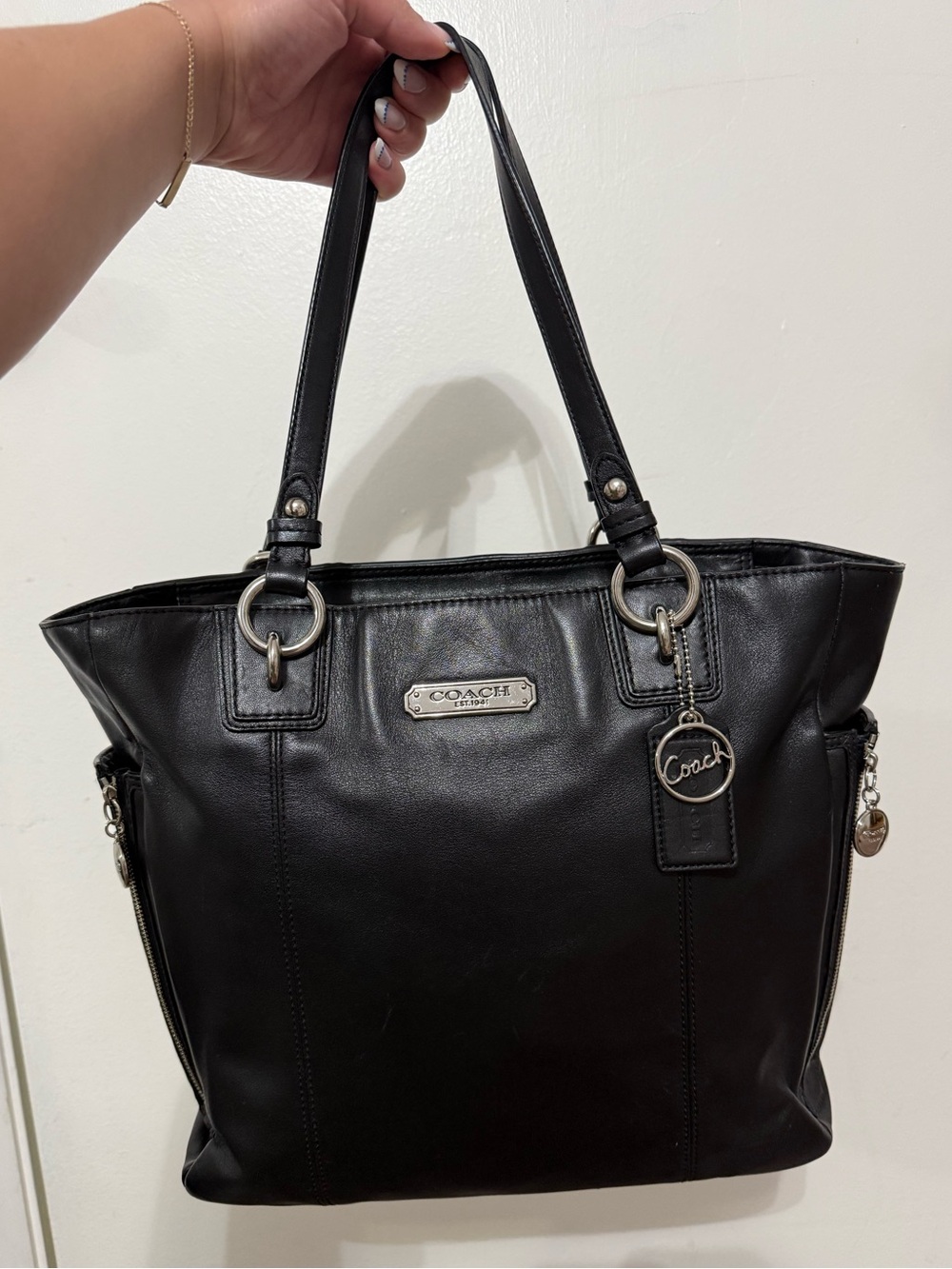 Coach Vintage East West Gallery Tote black leather and silver hardware